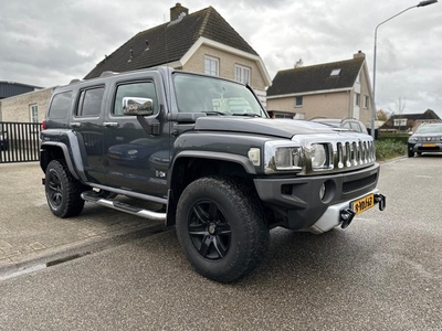 Hummer H3 305PK LPG G3 5.4 NL auto grijs kenteken