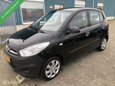 Hyundai i10 1.1 Pure met nieuw APK