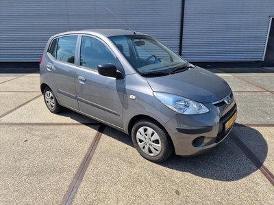 Hyundai i10 1.1i DynamicVersion