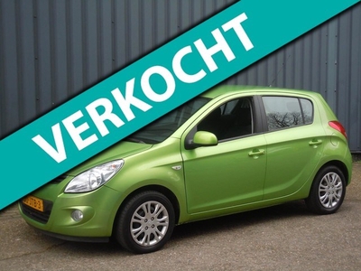 Hyundai I20 1.4i DynamicVersion met Airco