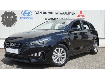 Hyundai i30 1.5 T-GDi MHEV Airco Cruise control Apple