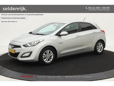 Hyundai i30 1.6 GDI i-Motion Plus Navigatie Camera