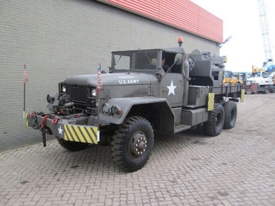 International wrecker (bj 1951)