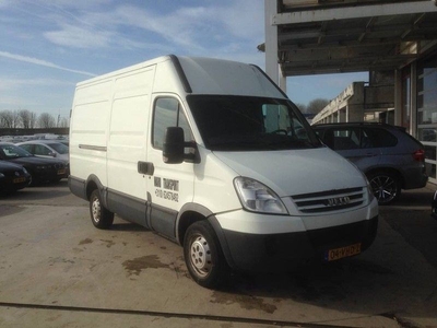 Iveco Daily 29L14V EURO 4 (2007)