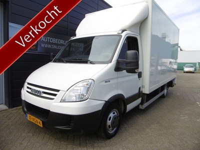 Iveco Daily 35 C 15 D 410 met laadklep in zeer goede staat