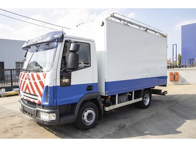 Iveco EUROCARGO 90E18- E5 +Porte-bagages réglable