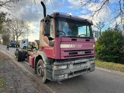 Iveco Eurotech cursor 350 6x2 (bj 2002)