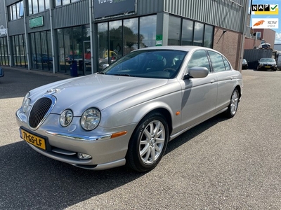 Jaguar S-type 4.0 V8