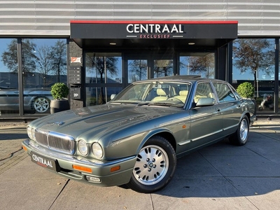 Jaguar XJ 3.2 Sovereign 211PK, Schuifdak, Airco, Leder