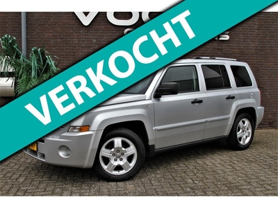 Jeep Patriot 2.4 Limited Pano/Leer/4x4/Parkeersensoren