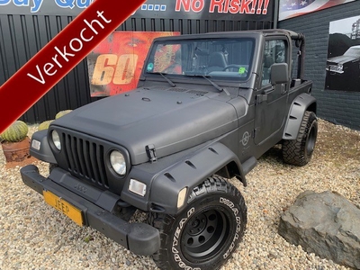 Jeep Wrangler 4.0i AUTOMAAT *BLACK BUSHWACKER* (bj 1997)