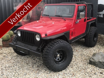 Jeep Wrangler 4.0i *BIZAR MOOI* (bj 1997)