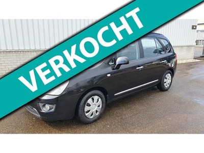 Kia Carens 2.0 CVVT X-ecutive