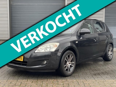 Kia Cee'd 1.6 X-ecutive Airco