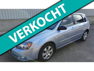 Kia Cerato 1.6-16V LX