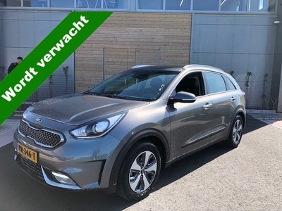 Kia Niro 1.6 GDi Hybrid DynamicLine (bj 2017, automaat)