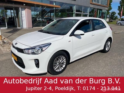 Kia Rio 1.0 TGDI 100pk DynamicLine / Navigatie/Airco / Bluetooth / Camera/ Velgen / 4 jaar fab garantie