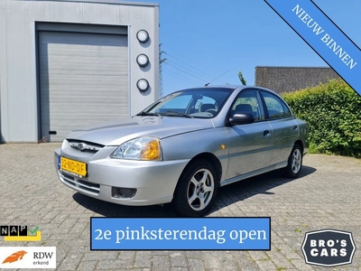 Kia Rio 1.3 RS zeer nette auto