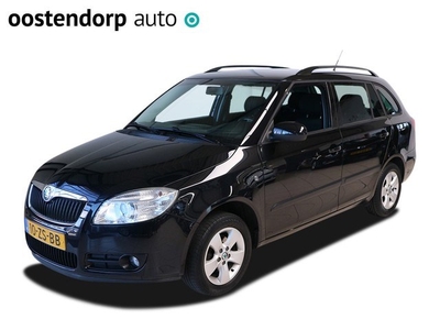 Škoda Fabia Combi 1.6-16V Elegance Airco Navigatie