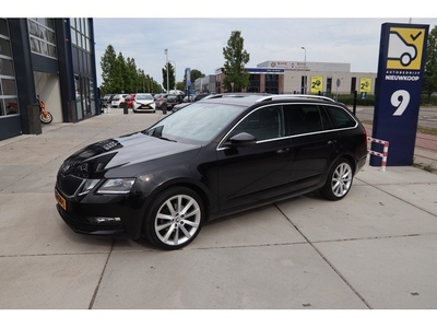 Škoda Octavia Combi 1.0 TSI Business FULL LED, half leder