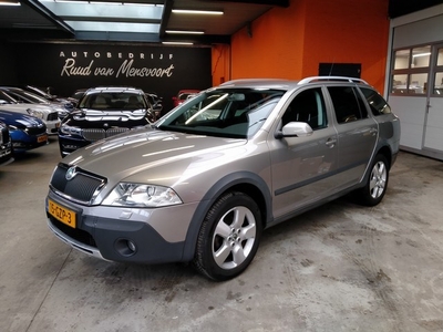 Škoda Octavia Combi 2.0 FSI Scout Business (bj 2008)