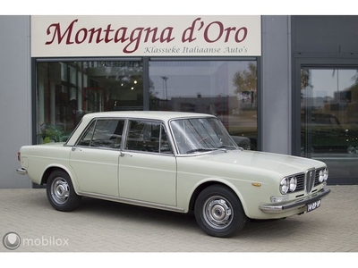 Lancia 2000 Berlina 5 speed Nederlandse auto