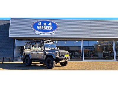 Land Rover Defender 110 2.4 TD Station Wagon X-TECH