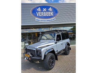 Land Rover Defender 90 2.4 TD Station Wagon X-TECH