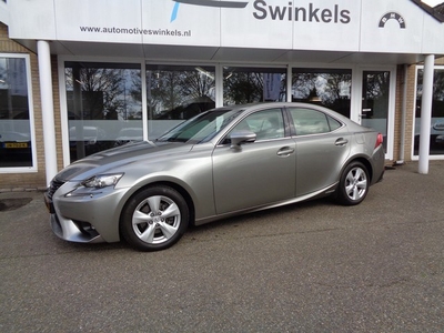 Lexus IS 300h Business Edition