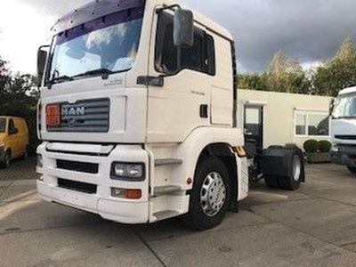 MAN TGA 18.390 TGA 390 ADR AUTOMATIC 2004 530.000 km very