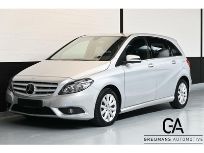 Mercedes B-klasse 180 Ambition NAVIAUTOMAATLEER