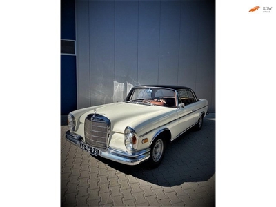 Mercedes-Benz 112 300SE unieke uitvoering