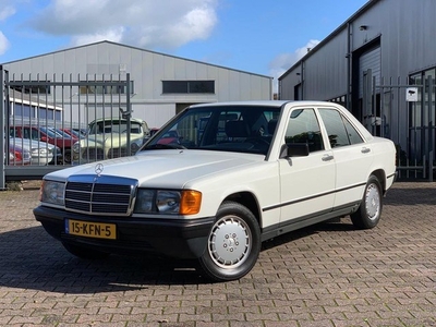 Mercedes-Benz 190-serie 2.0 E Automaat