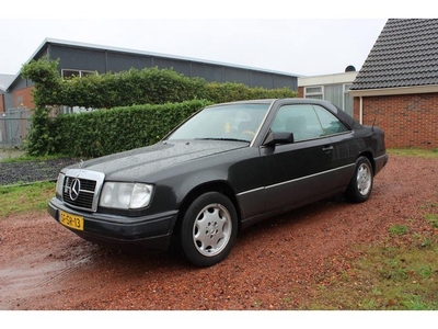 Mercedes-Benz 200-500 (W124) 230 CE