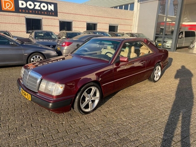 Mercedes-Benz 200-500 (W124) 300 CE-24v zeer nette auto