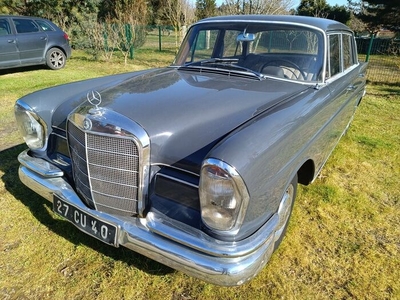 Mercedes-Benz - 220S - 1961