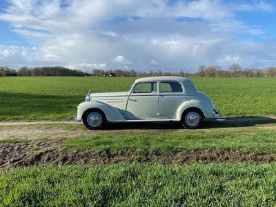 Mercedes-Benz 220S Sedan W187 Bouwjaar 1953