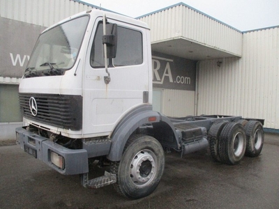 Mercedes-Benz 2426 , V8 , 6x4 , Manual , Spring Suspension