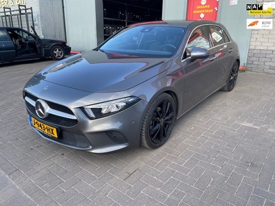 Mercedes-Benz A-klasse 200 Premium Plus