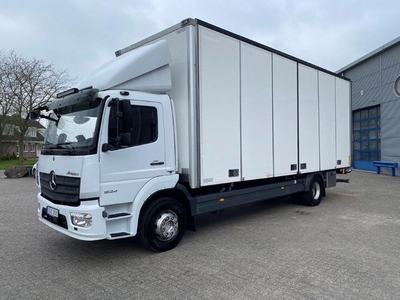 Mercedes-Benz ATEGO 1624 / AUTOMATIC / CLOSED BOX / SIDE