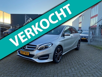 Mercedes-Benz B-klasse 180 Business Solution AMG Automaat