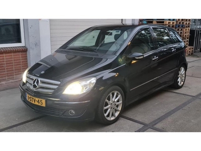 Mercedes-Benz B-klasse 200 Turbo Designo full Pakket!