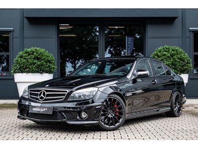 Mercedes-Benz C 63 AMG