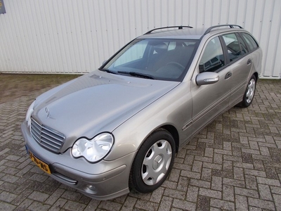 Mercedes-Benz C-Klasse Combi 180 Kompressor Classic (