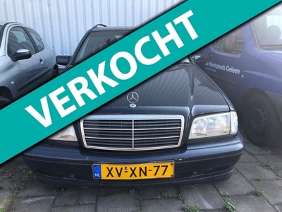 Mercedes-Benz C-klasse Combi 200 Esprit Motorschade