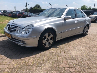 Mercedes-Benz E-Klasse 200 CDI Avantgarde (bj 2006)