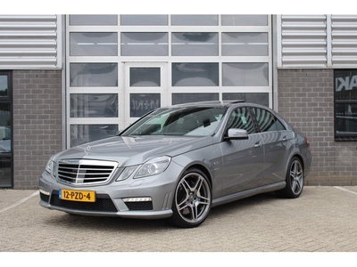 Mercedes-Benz E-Klasse 63 AMG 6.3 V8 525PK / Panoramadak /