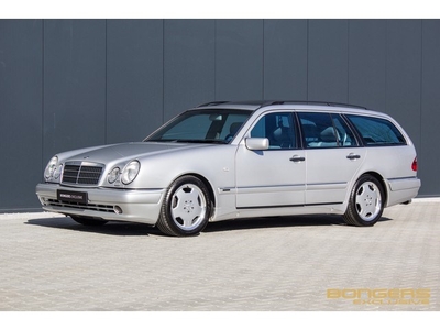 Mercedes-Benz E-Klasse Combi 320 Avantgarde AMG 7-zits