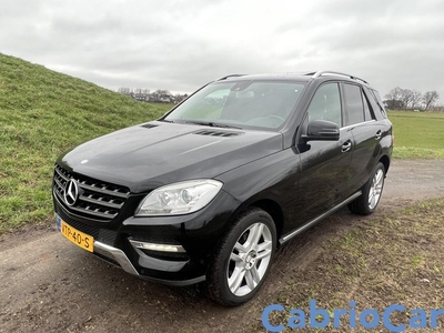 Mercedes-Benz M-klasse 250 Blue Grijs Kenteken EURO6 Bellen!