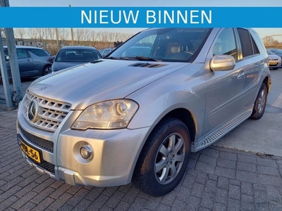 Mercedes-Benz M-KLASSE Grijskenteken